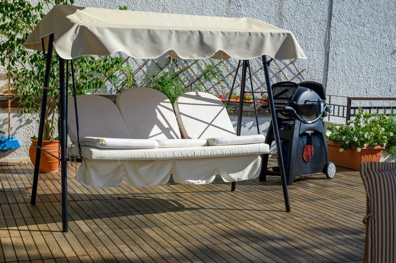 5 Meters From The Beach Храни Экстерьер фото